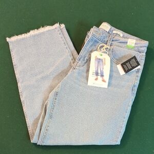 90s MidRise Cropped Straight Jeans REgeneration Celebrity Pink Light Blue Womens